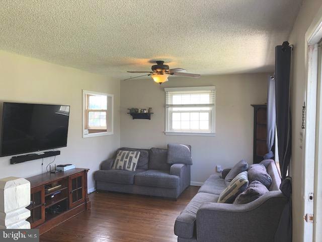 5 Cloverdale Rd Property Photo 20