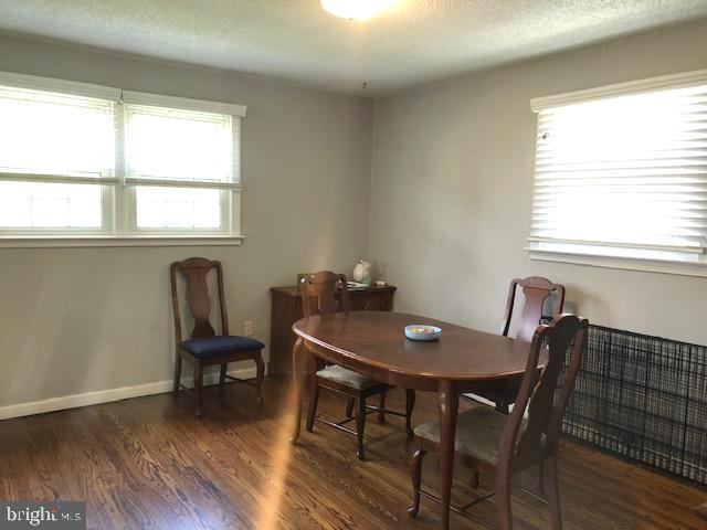 5 Cloverdale Rd Property Photo 21