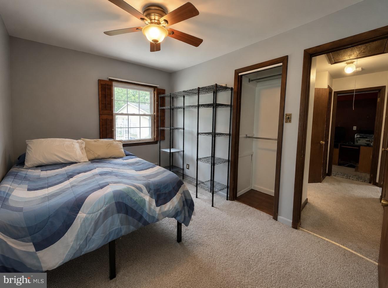 100 Kennedy Blvd Property Photo 20