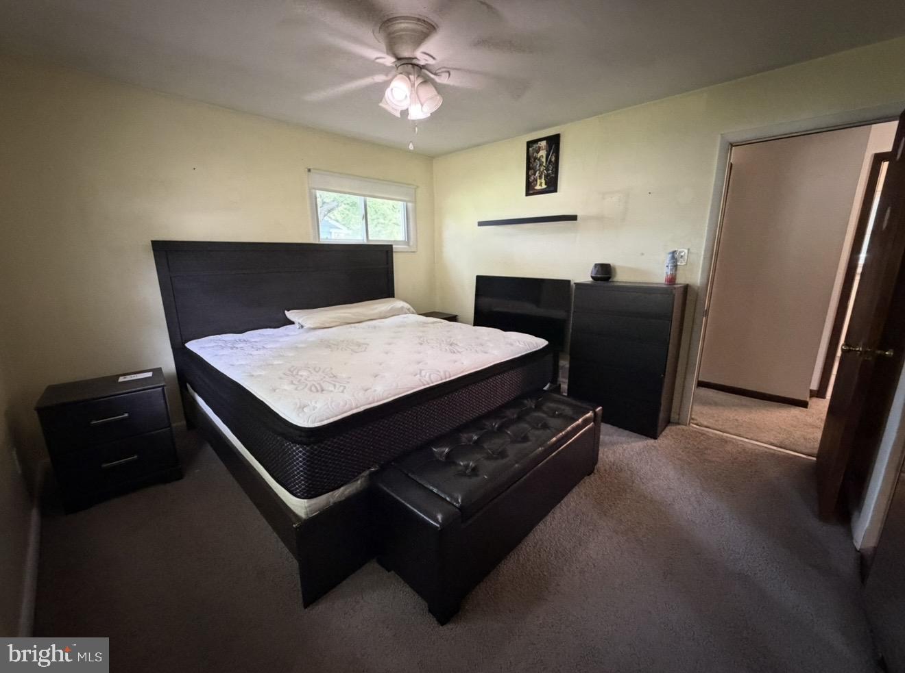 100 Kennedy Blvd Property Photo 22