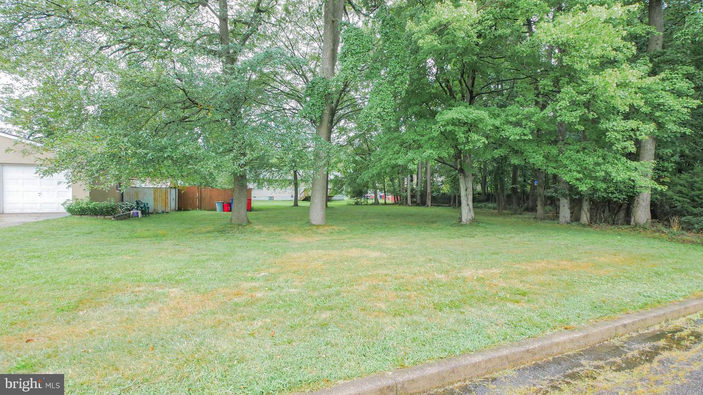 100 Kennedy Blvd Property Photo 31