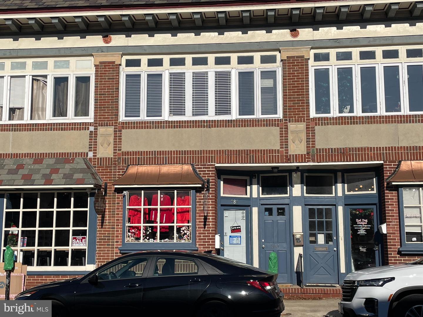 581 Haddon Ave Property Photo 1