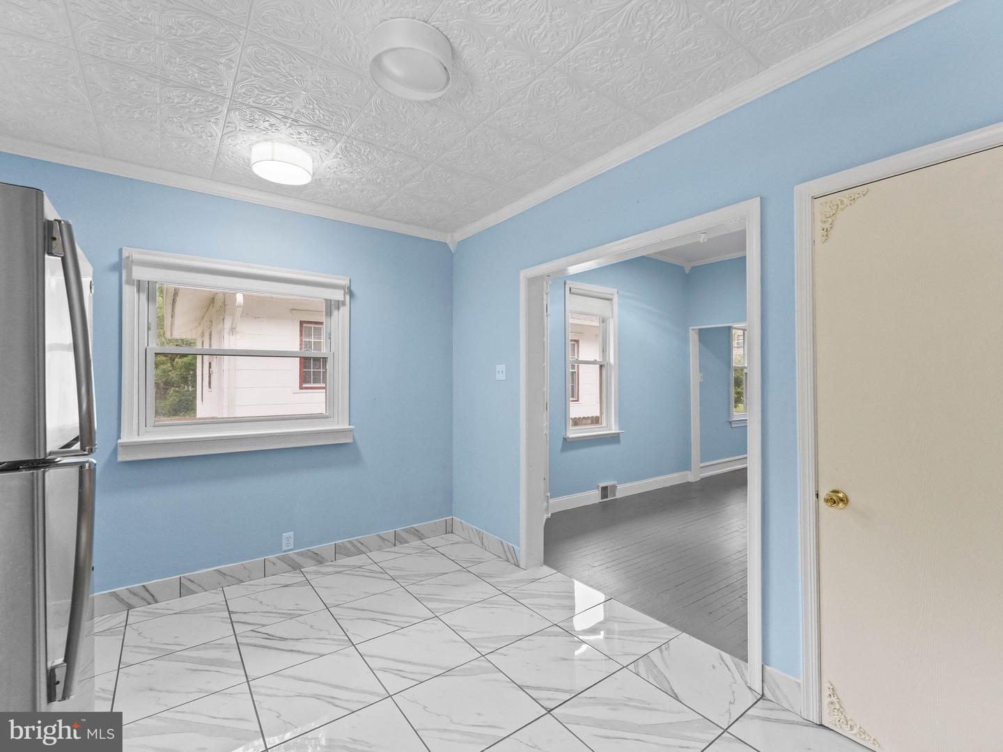 304 Woodlawn Ter Property Photo 13