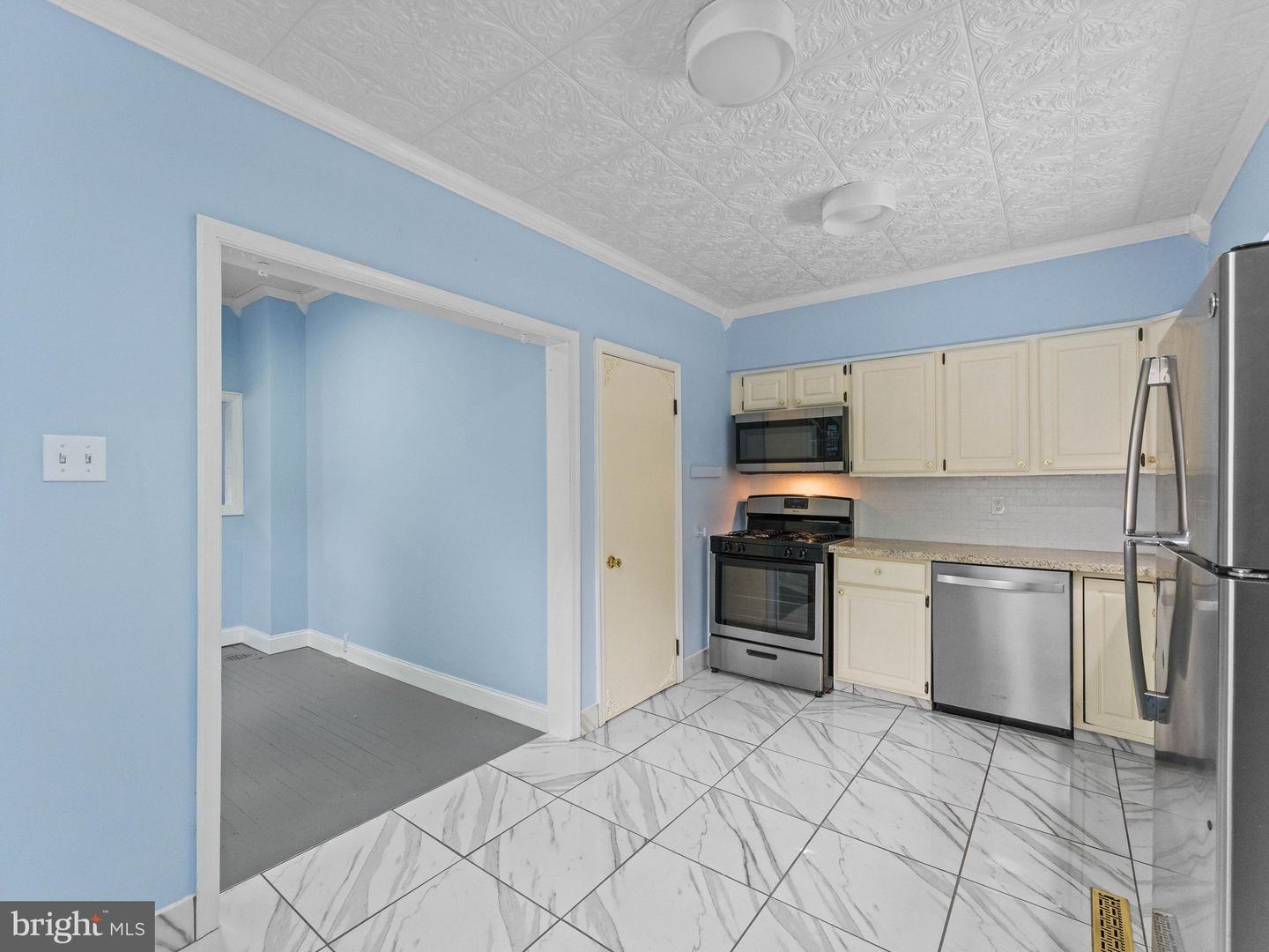 304 Woodlawn Ter Property Photo 14
