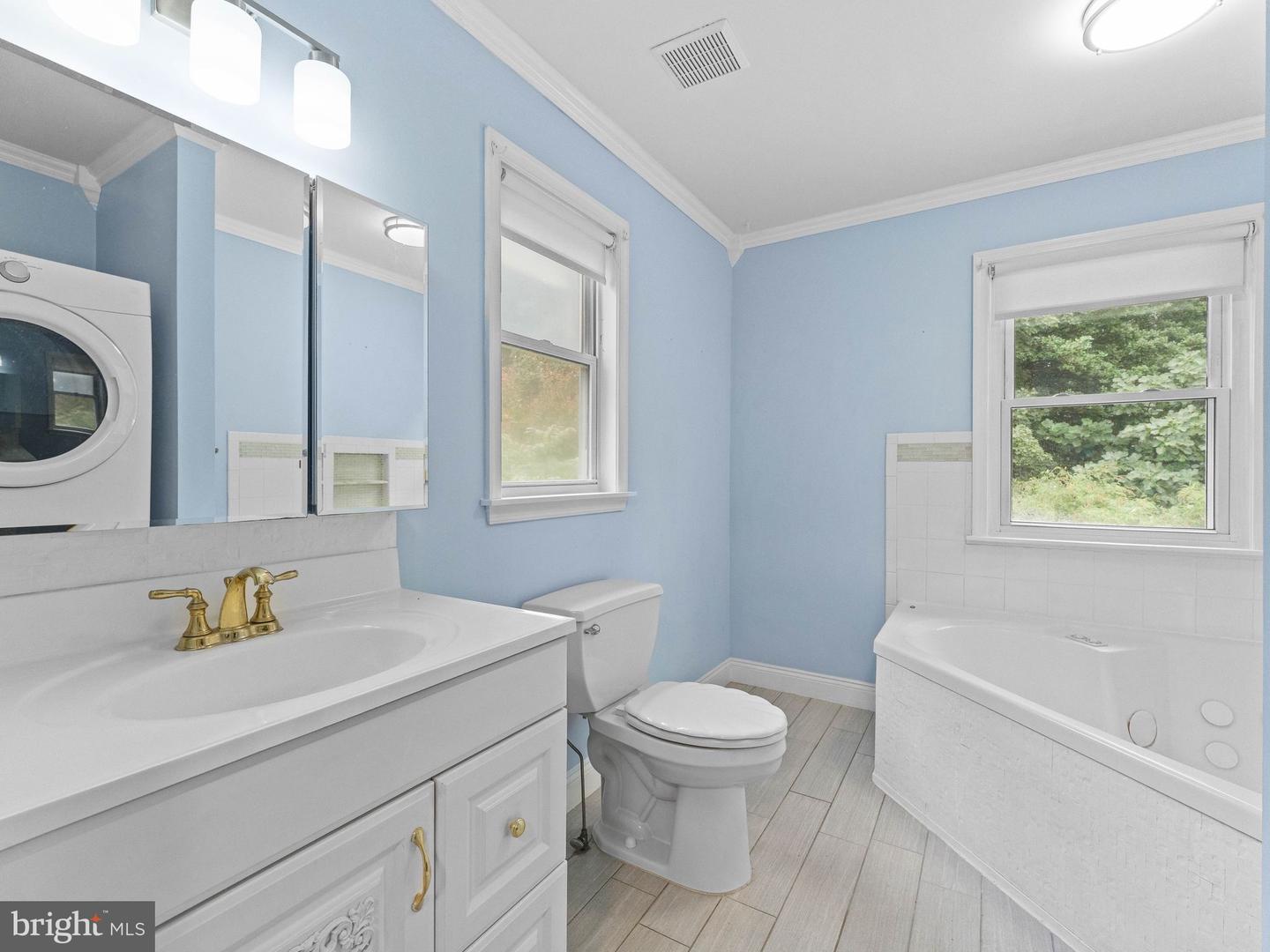 304 Woodlawn Ter Property Photo 18