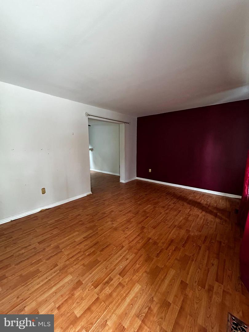 8 Acorn Ct Property Photo 2