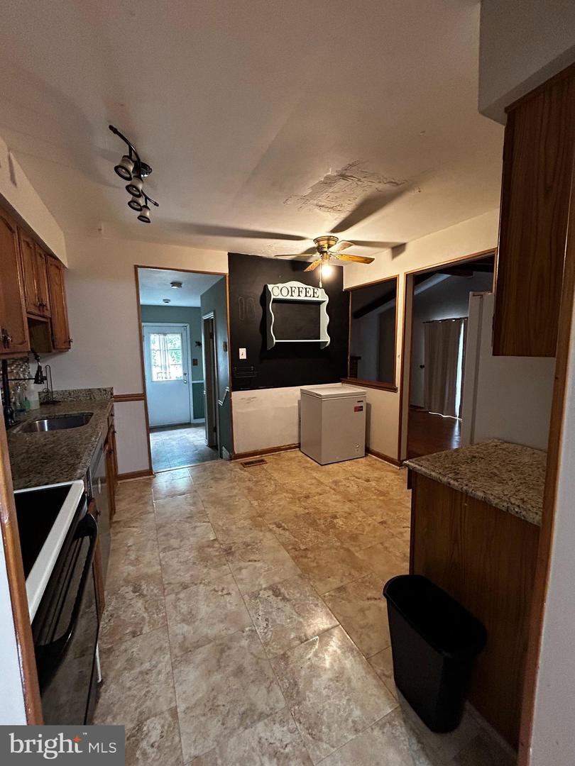 8 Acorn Ct Property Photo 9