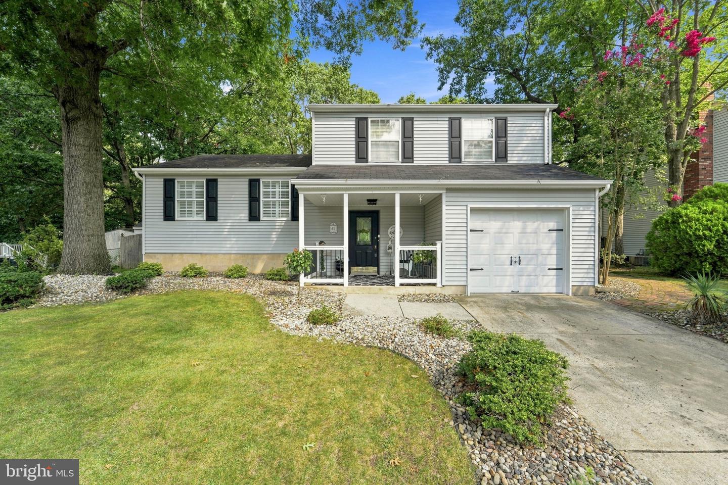 41 Winfield Rd Property Photo 1