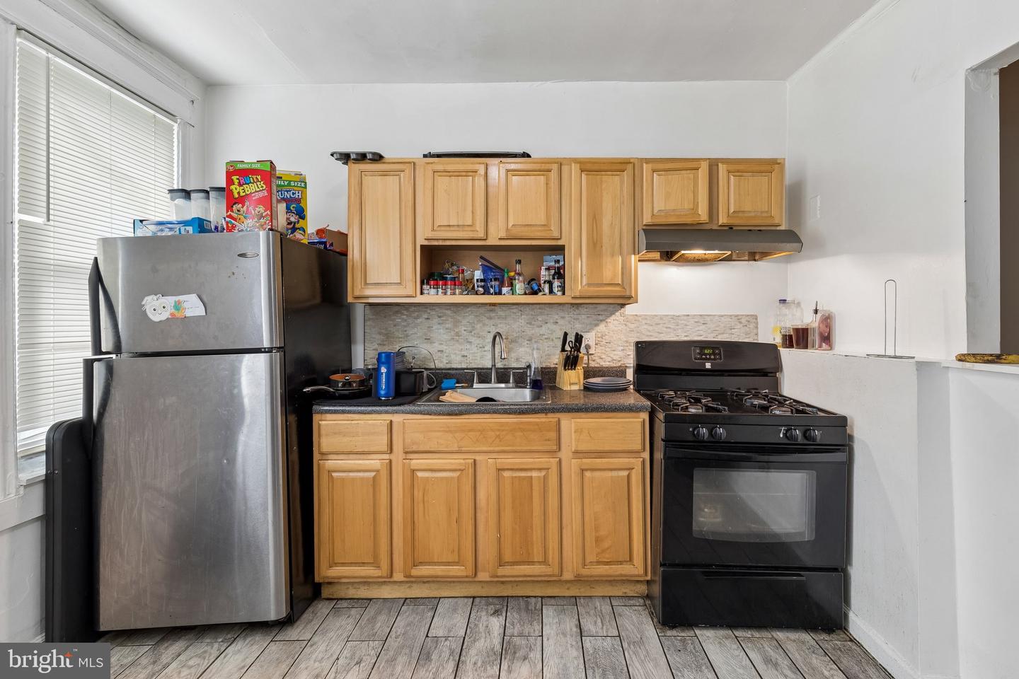 854 Haddon Ave Property Photo 3