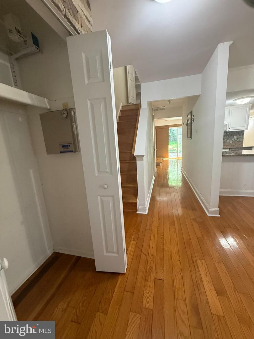1080 Pendleton Ct Property Photo 4