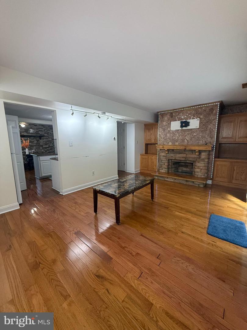 1080 Pendleton Ct Property Photo 16