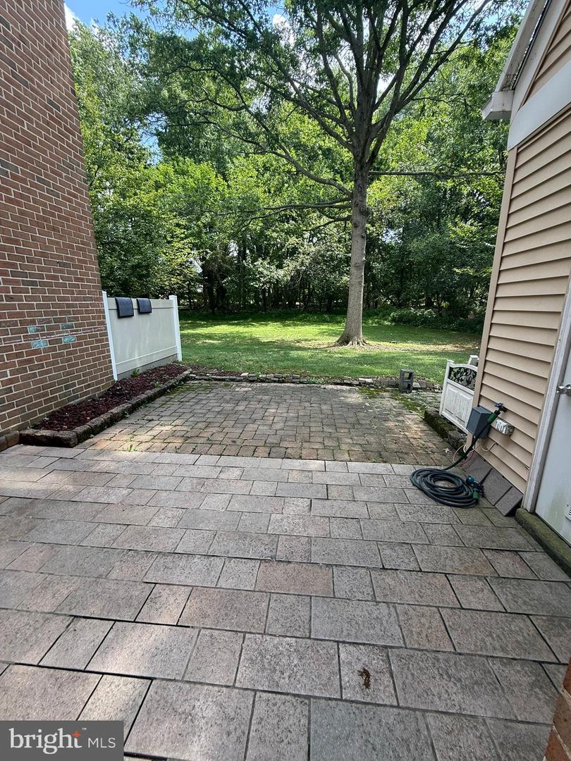 1080 Pendleton Ct Property Photo 18