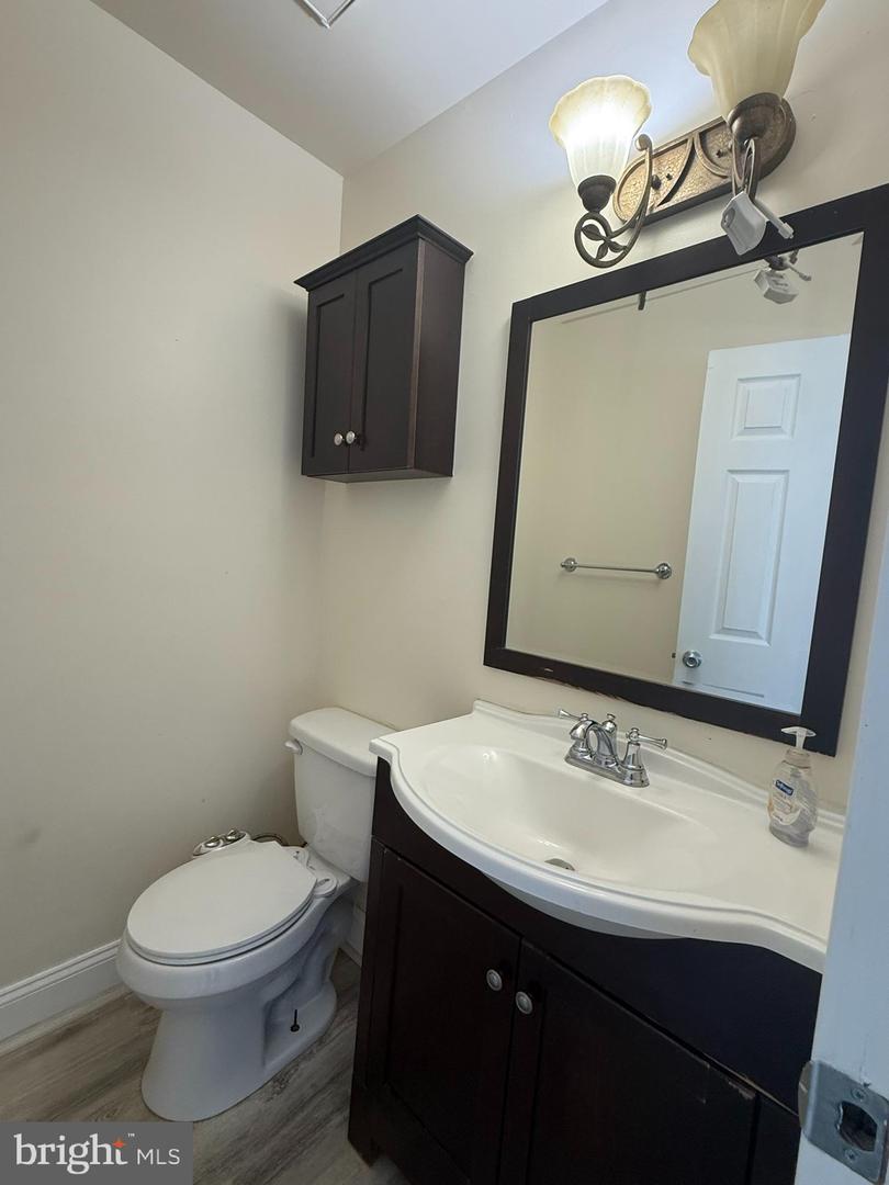 1080 Pendleton Ct Property Photo 28