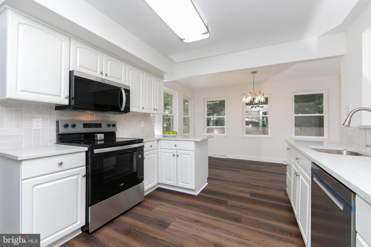 124 Greenvale Rd Property Photo 10