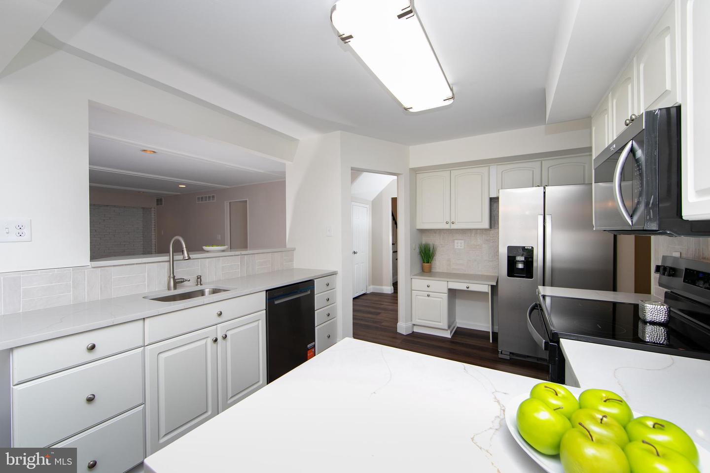124 Greenvale Rd Property Photo 12