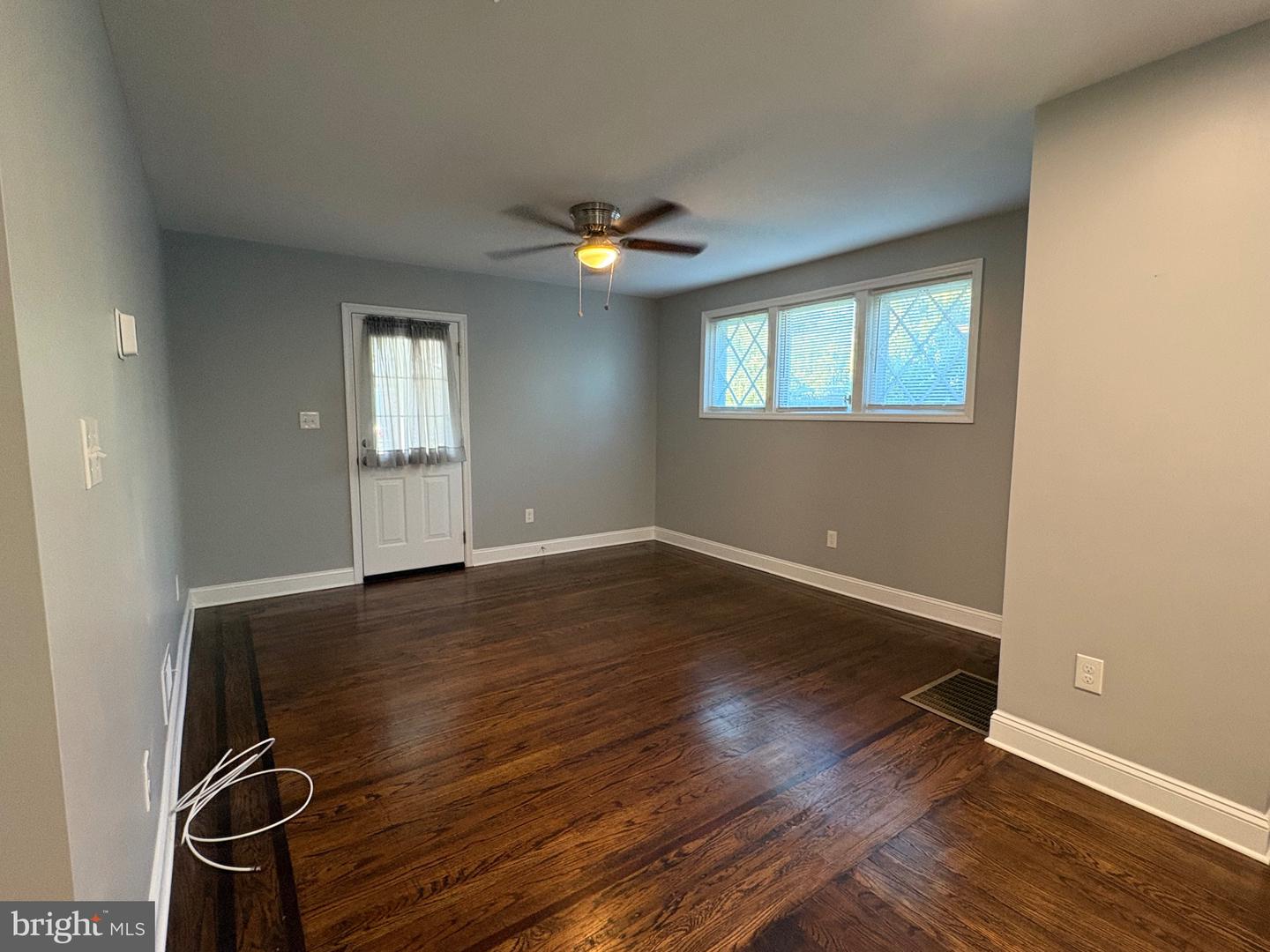 512 Jessamine Ave #1st Flr. Property Photo 5