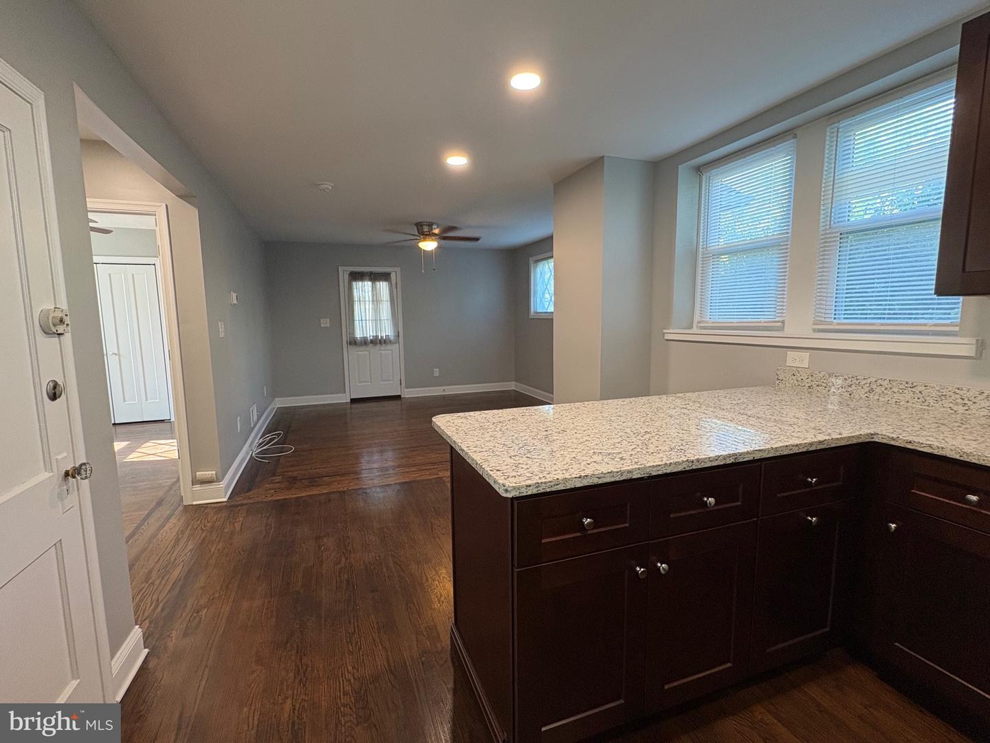 512 Jessamine Ave #1st Flr. Property Photo 7