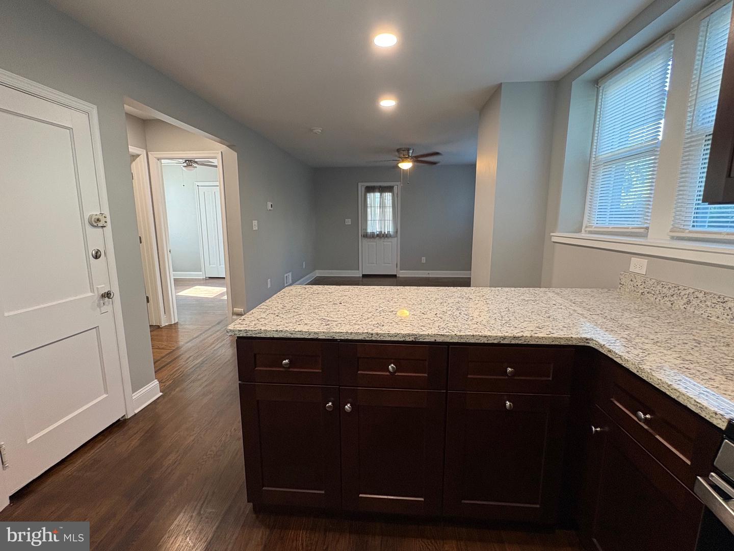 512 Jessamine Ave #1st Flr. Property Photo 11