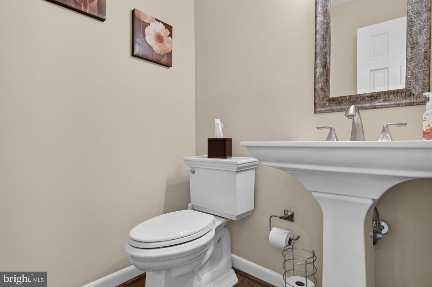 2010 Queen Anne Rd Property Photo 28
