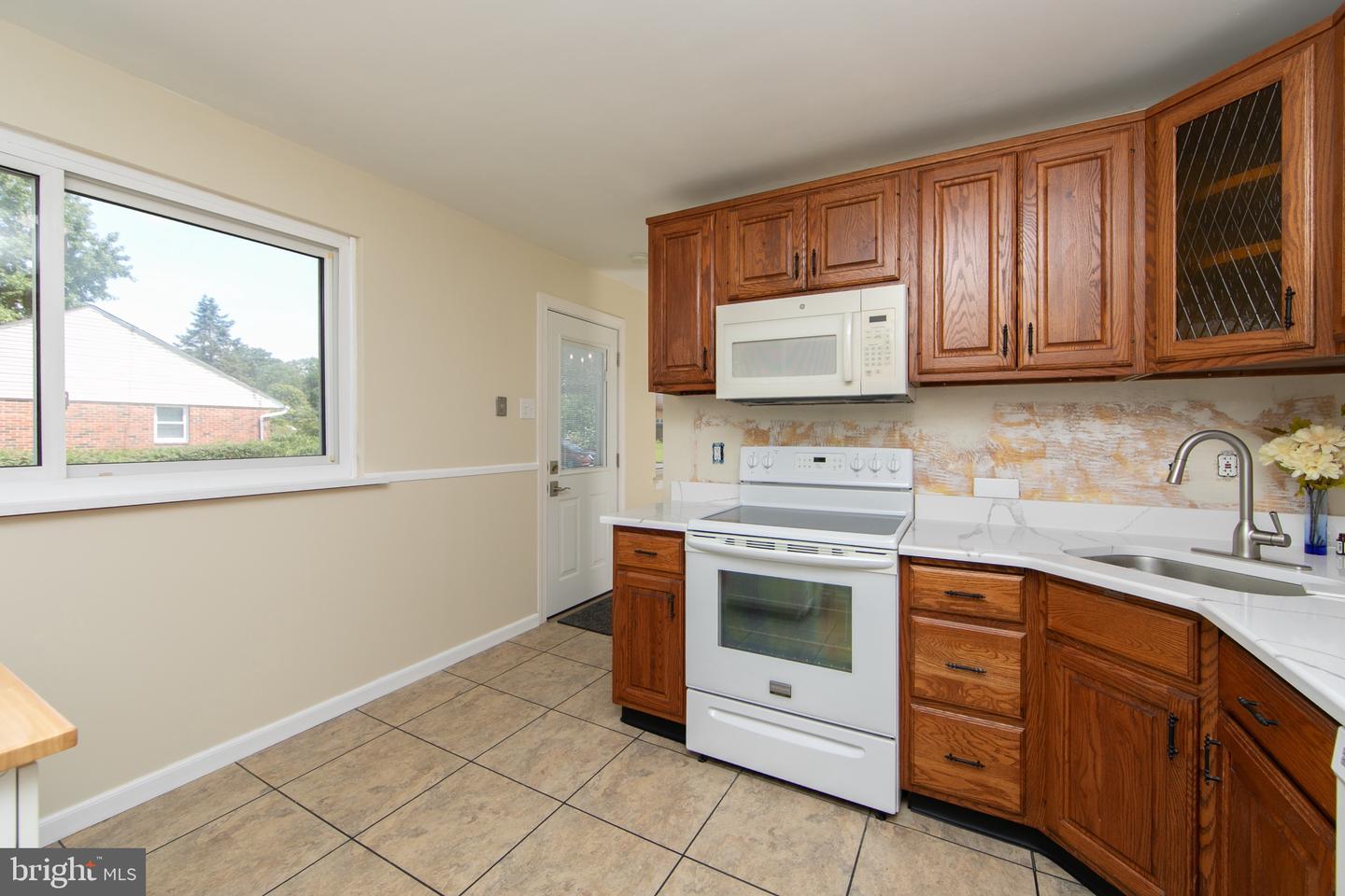 6 Sunset Dr Property Photo 9