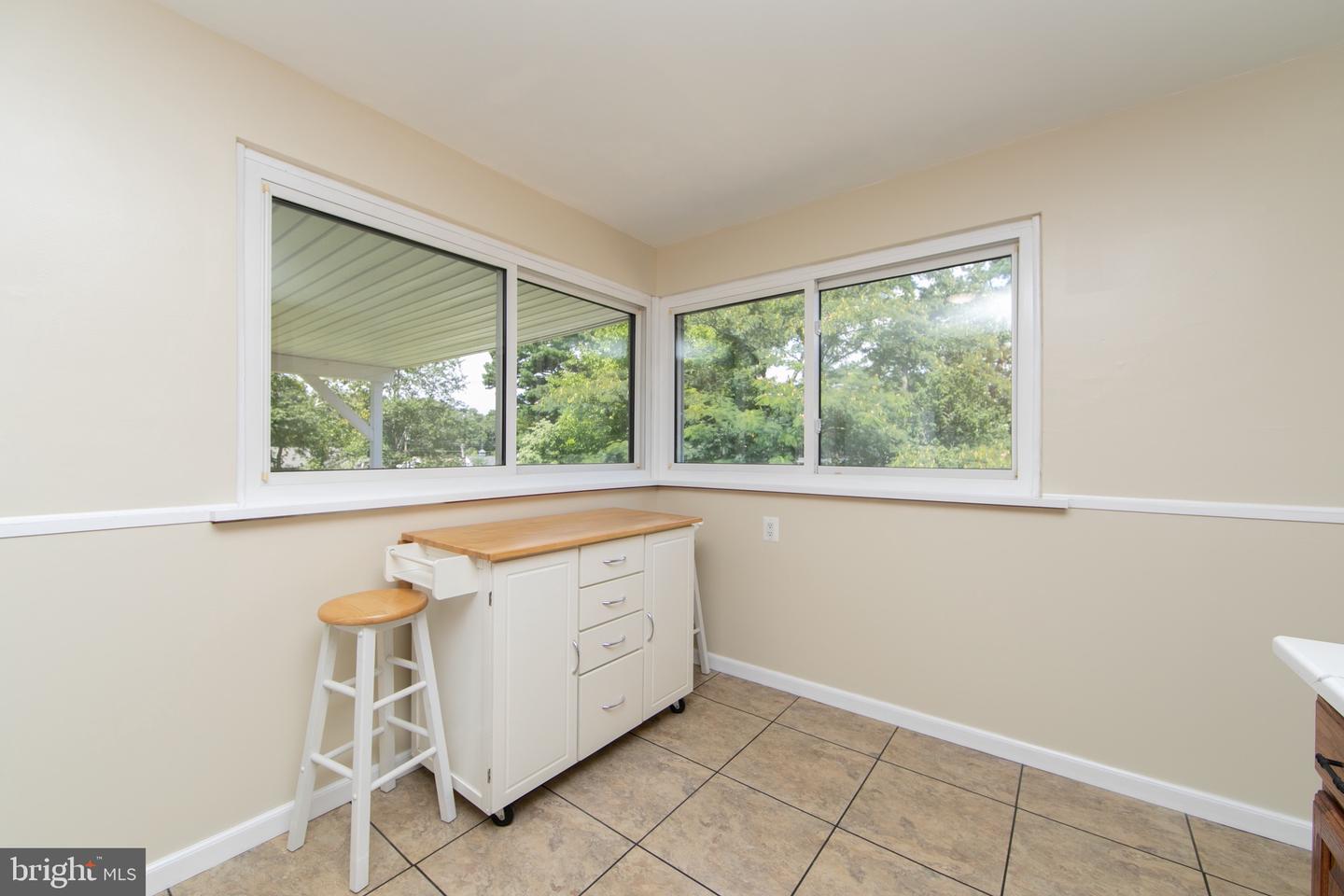 6 Sunset Dr Property Photo 10