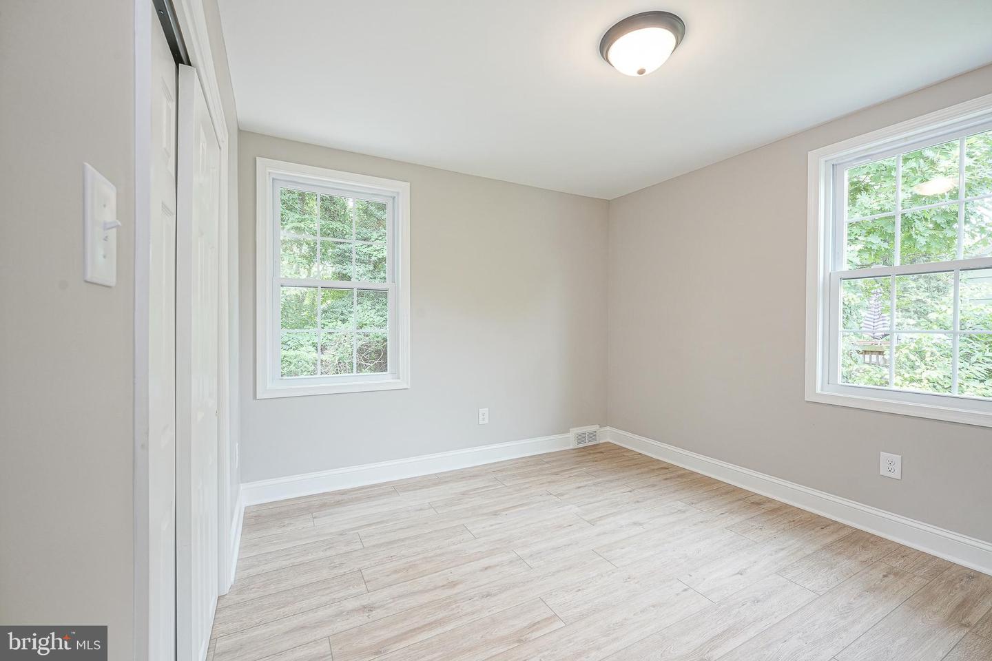 412 W Cedar Ave Property Photo 20