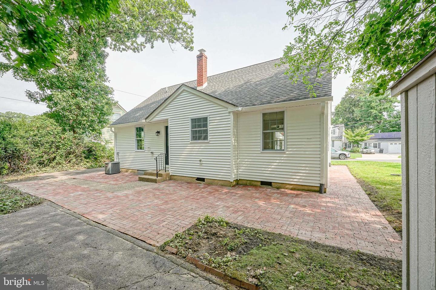 412 W Cedar Ave Property Photo 32