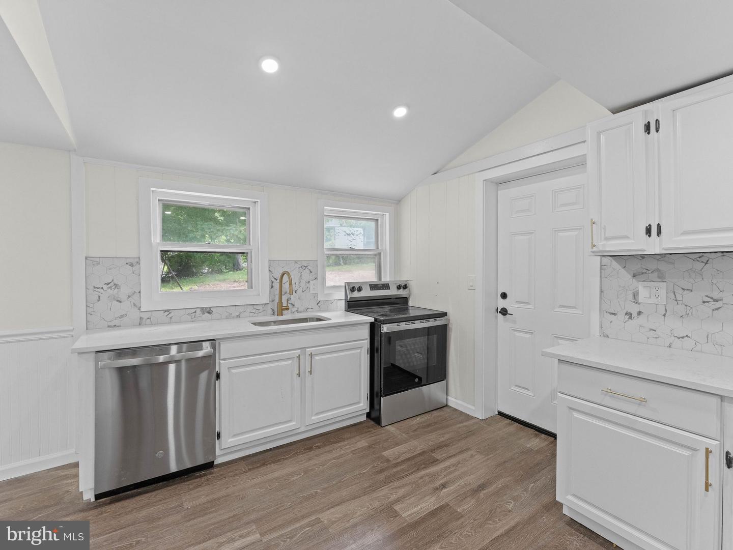 215 Erial Rd Property Photo 14