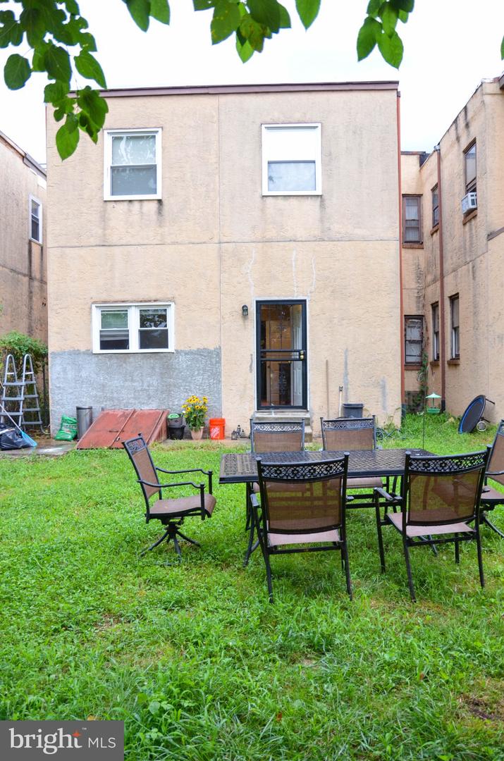 528-530 Vine St Property Photo 17