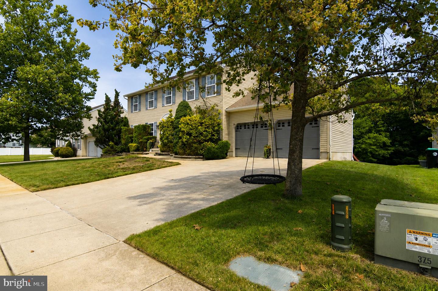 6 Peaceful Court Property Photo 3