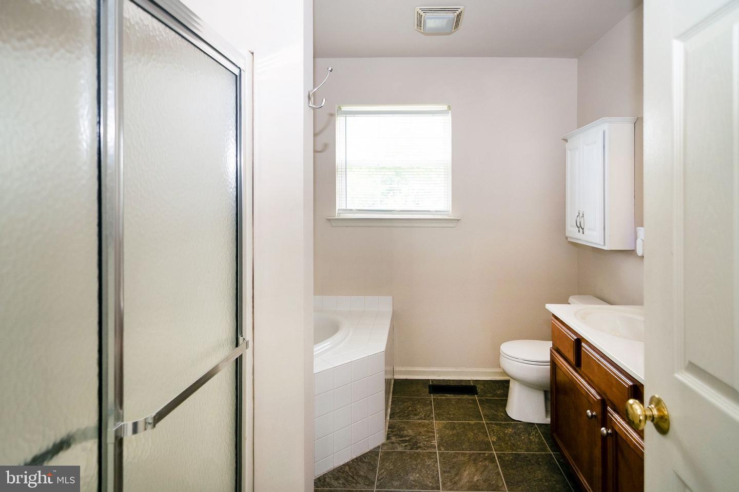 6 Peaceful Court Property Photo 35
