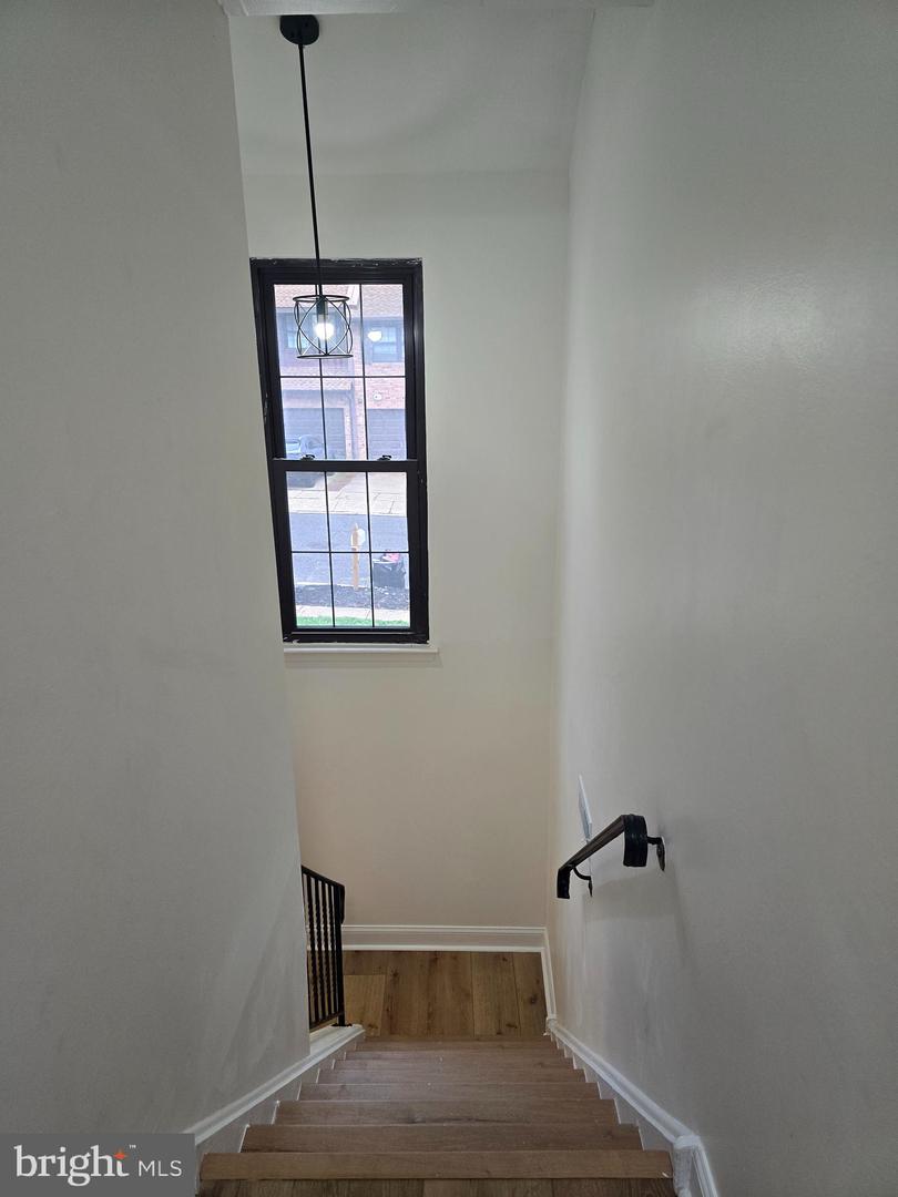 56 Lafayette Ln Property Photo 10