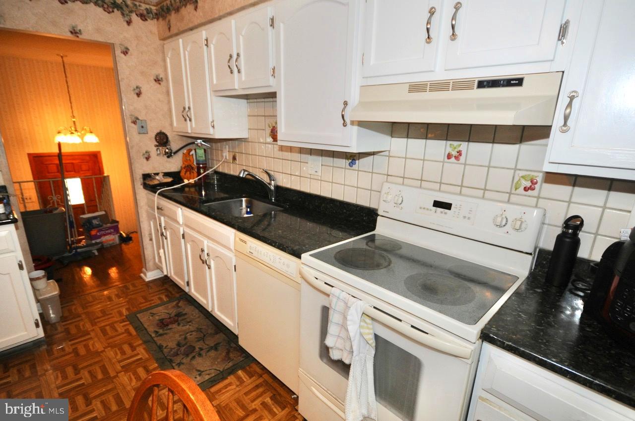 29 Strathmore Dr Property Photo 5