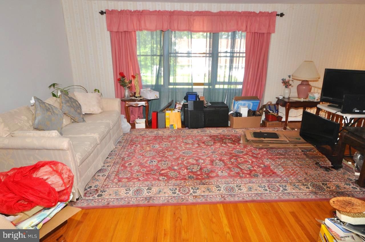 29 Strathmore Dr Property Photo 8