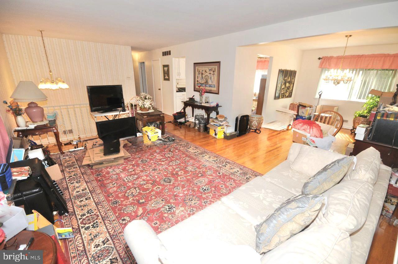 29 Strathmore Dr Property Photo 10