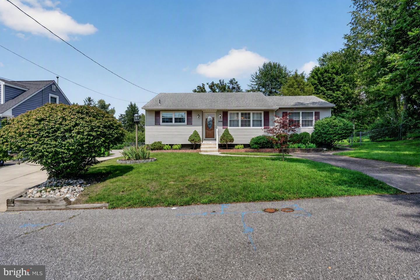345 Ridge Ave Property Photo 1