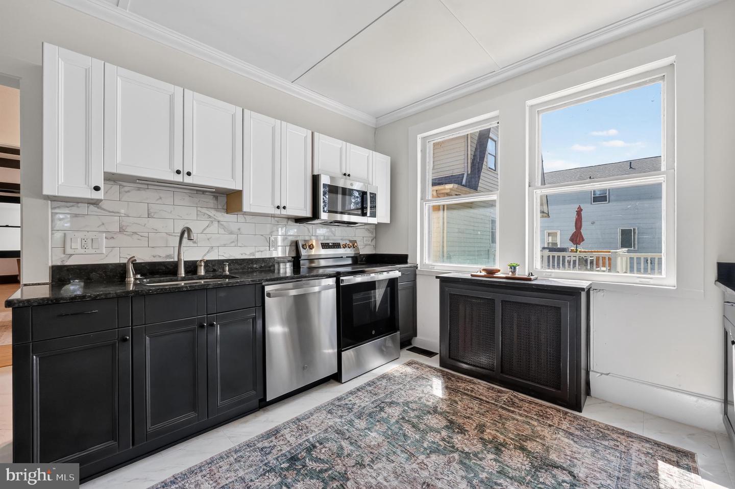 708 Colford Property Photo 10