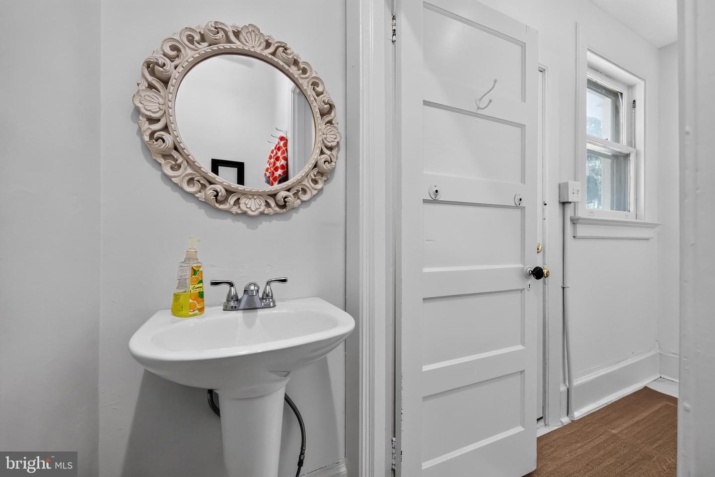 708 Colford Property Photo 15