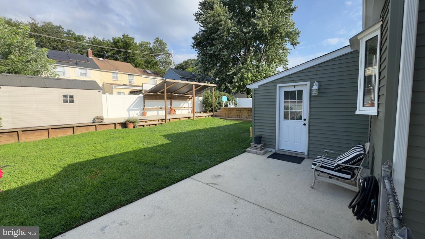 126 Gehrig Ave Property Photo 22
