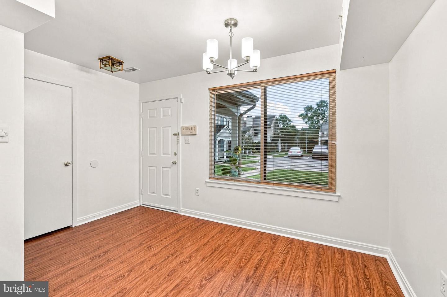 1007 Gregorys Way Property Photo 8