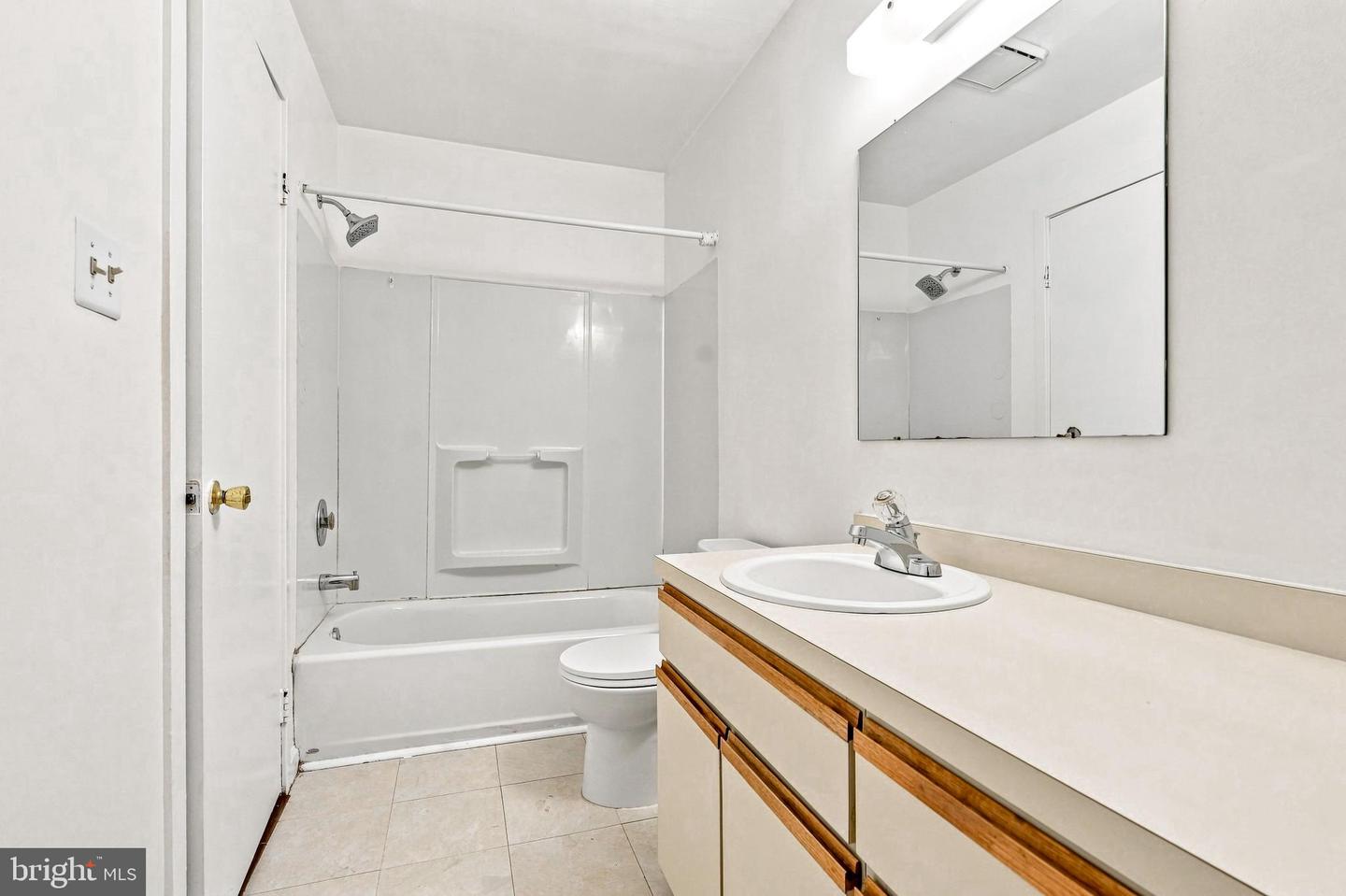 1007 Gregorys Way Property Photo 19