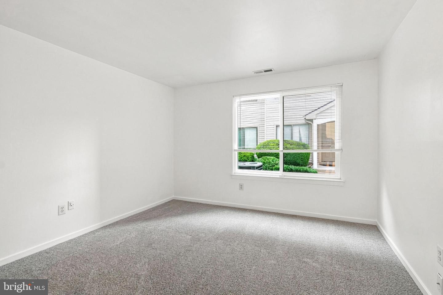 1007 Gregorys Way Property Photo 20