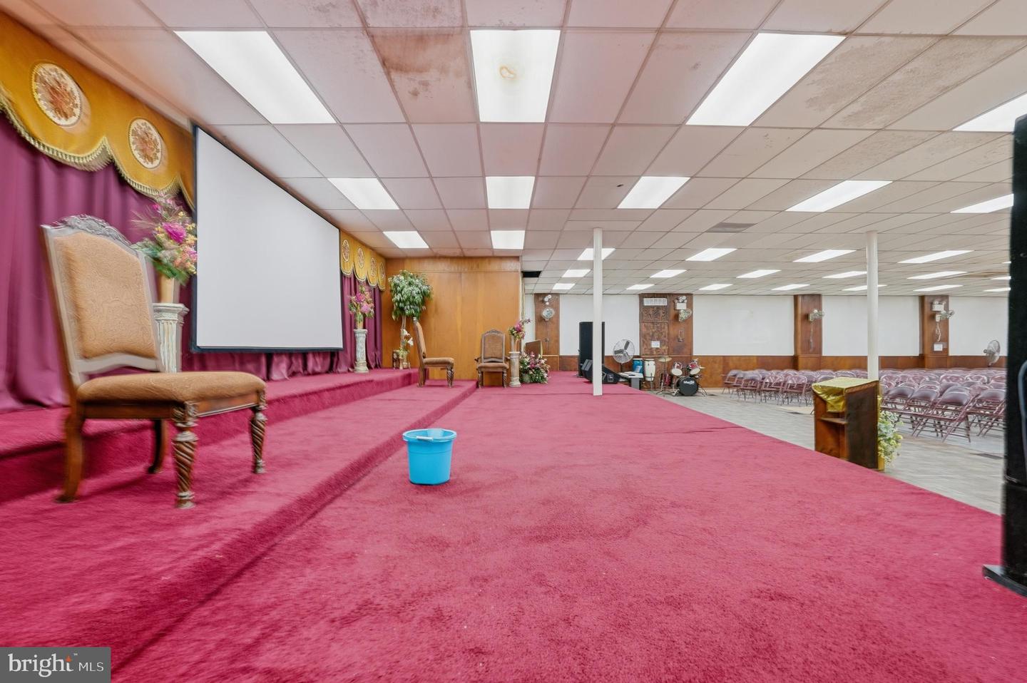1142-1148 S Broadway Property Photo 14