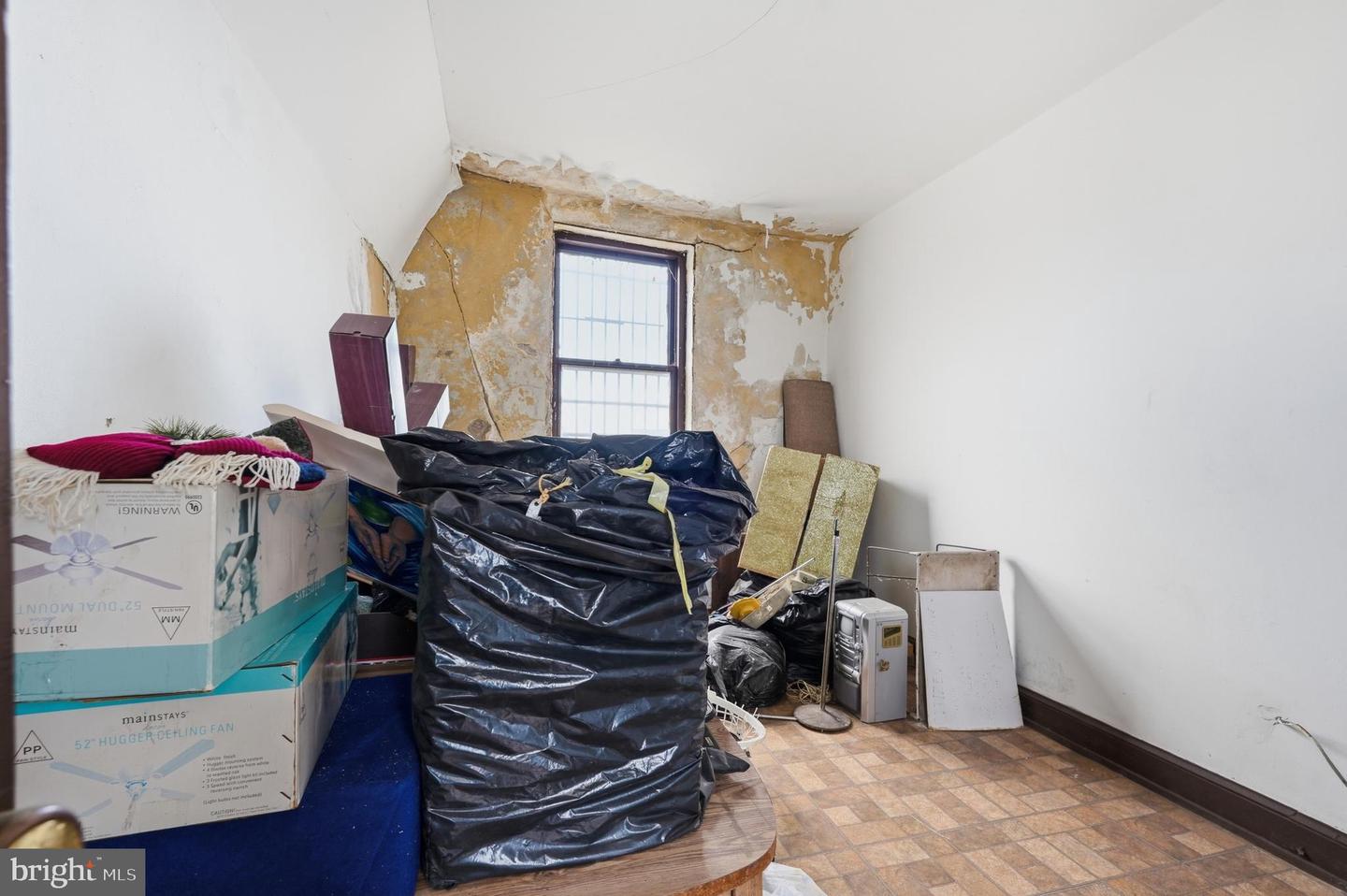 1142-1148 S Broadway Property Photo 36
