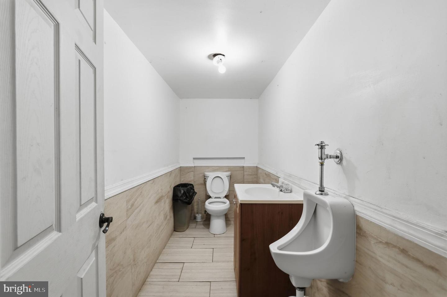 1142-1148 S Broadway Property Photo 39