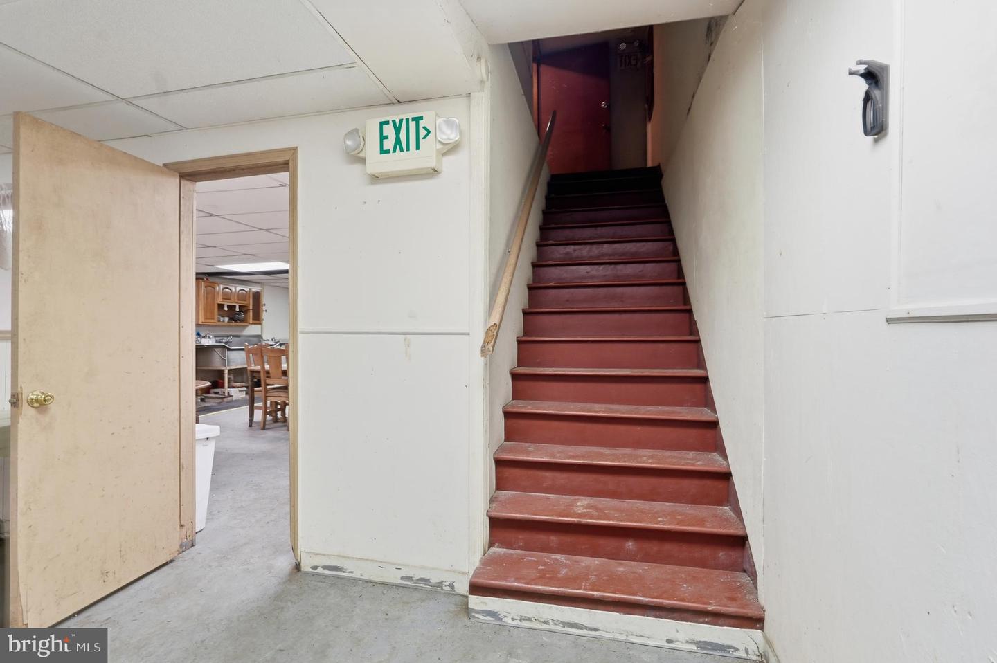 1142-1148 S Broadway Property Photo 40