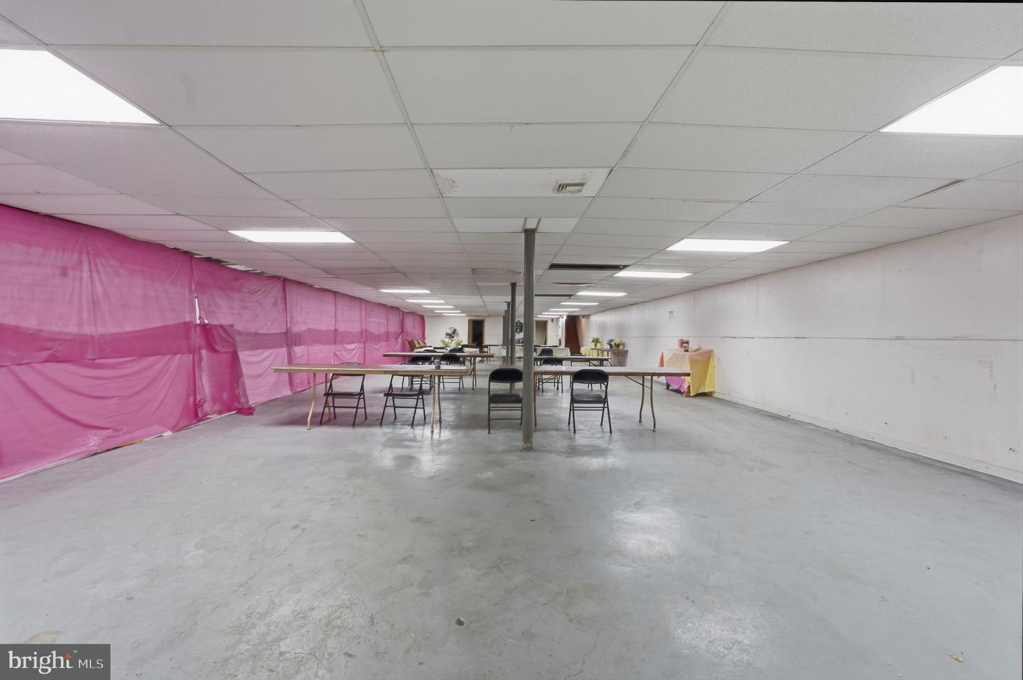 1142-1148 S Broadway Property Photo 45