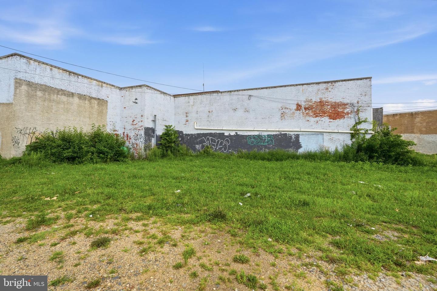 1142-1148 S Broadway Property Photo 65