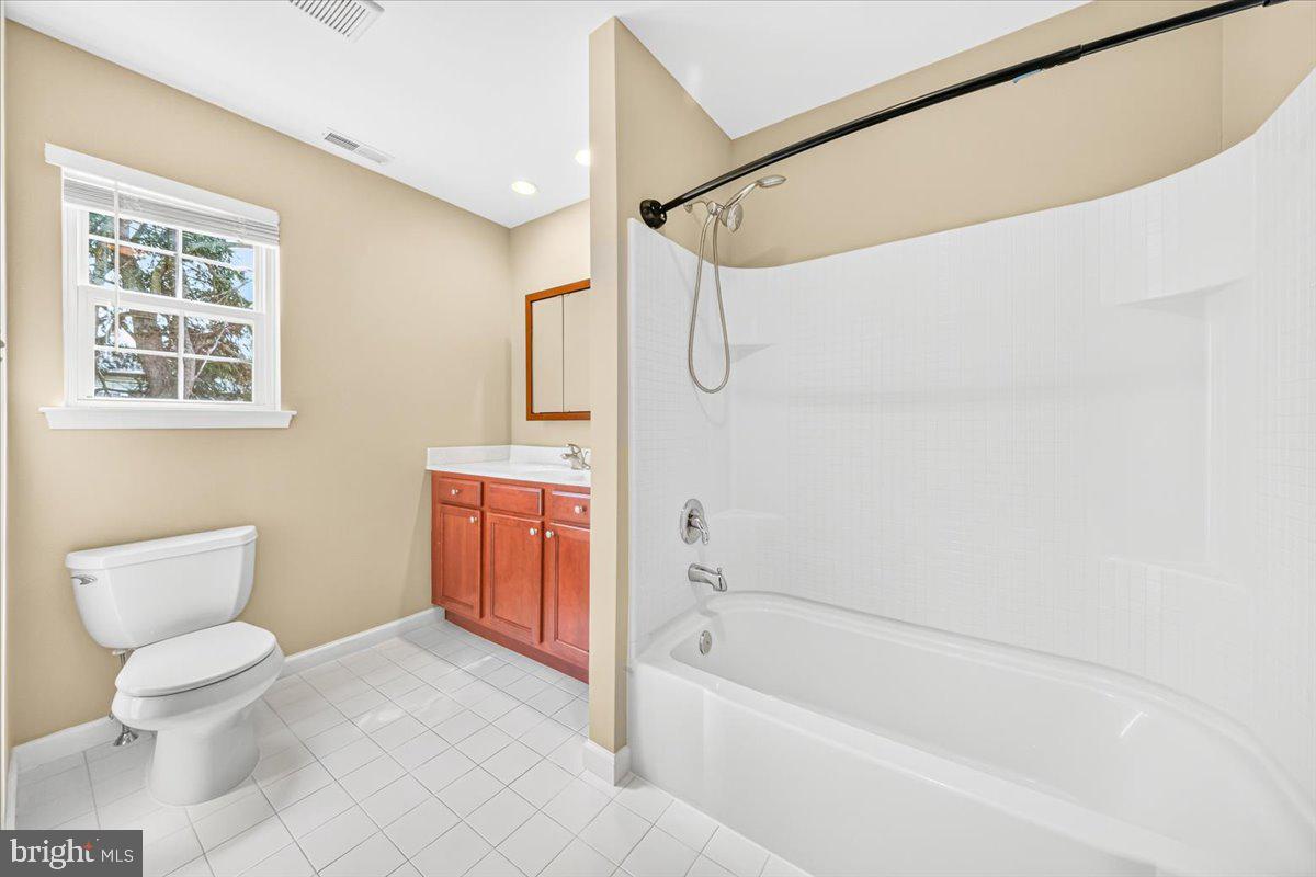 14 S Pennsylvania Ave Property Photo 30