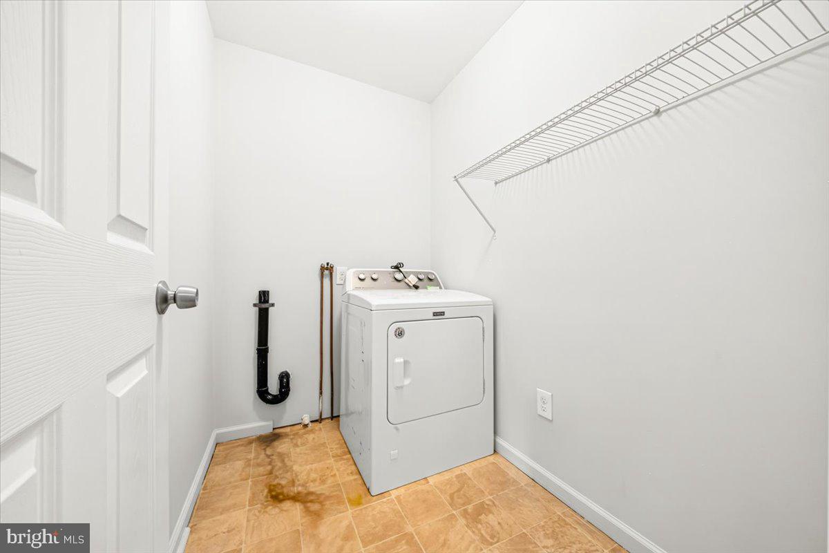 14 S Pennsylvania Ave Property Photo 32